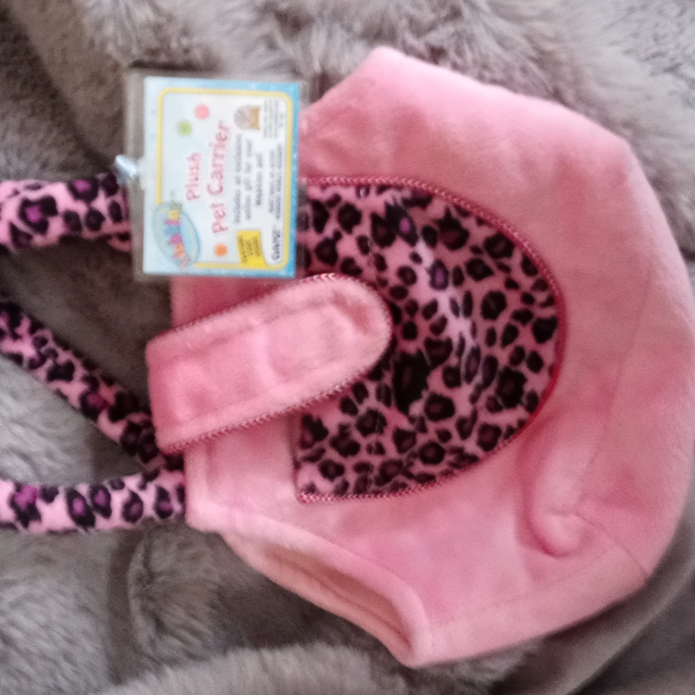Webkinz chihuahua in pink purse - Picture 5 of 12
